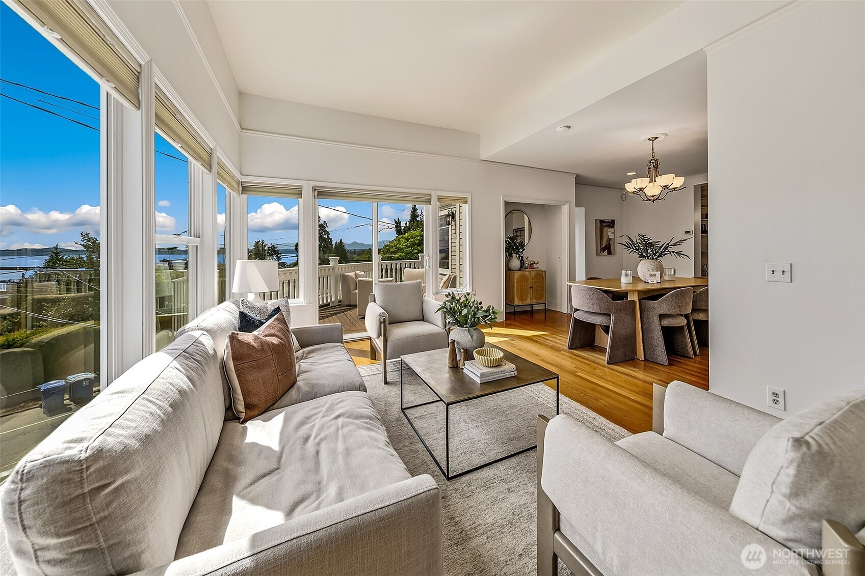 1225 9th Avenue W Seattle WA 98119