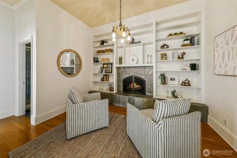 1225 9th Avenue W Seattle WA 98119