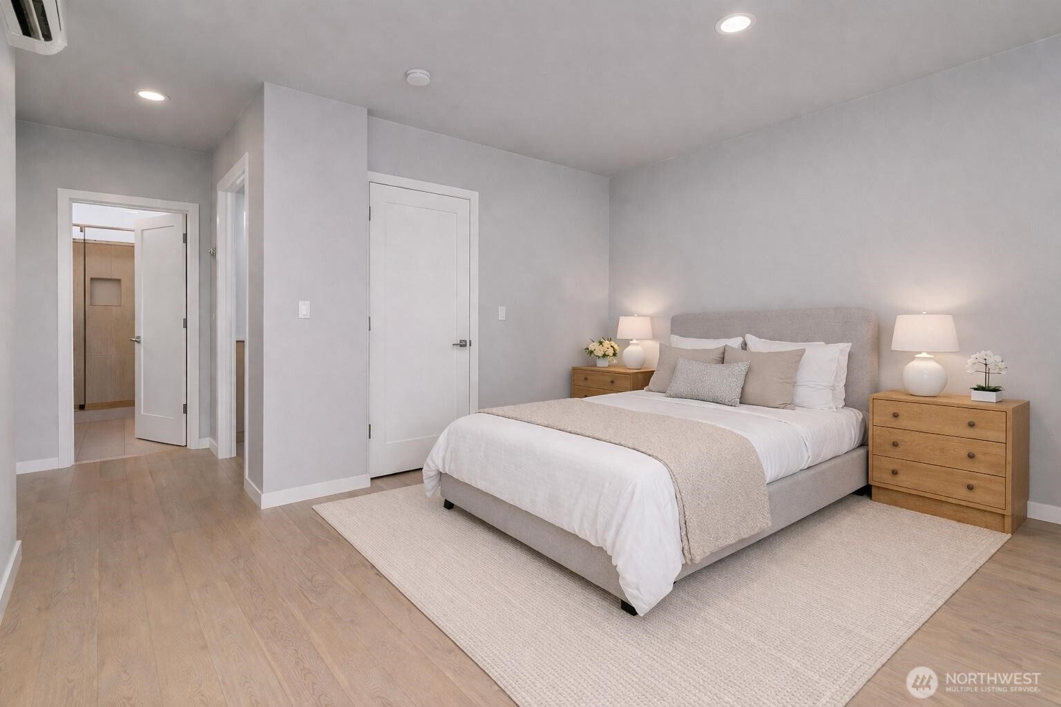 3639 13th Avenue W Seattle WA 98119