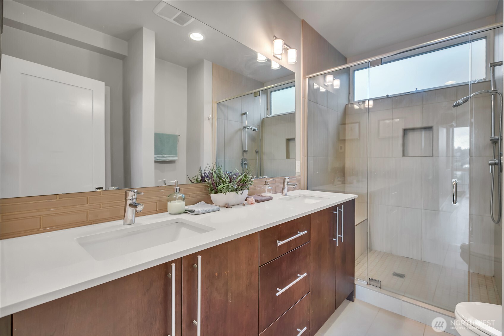 3639 13th Avenue W Seattle WA 98119
