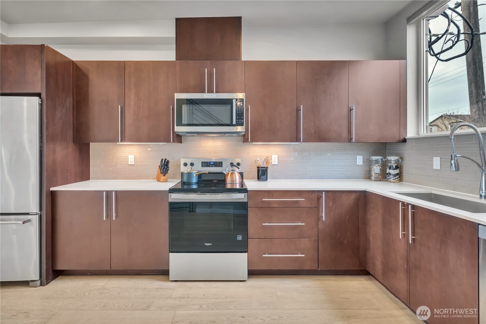 3639 13th Avenue W Seattle WA 98119