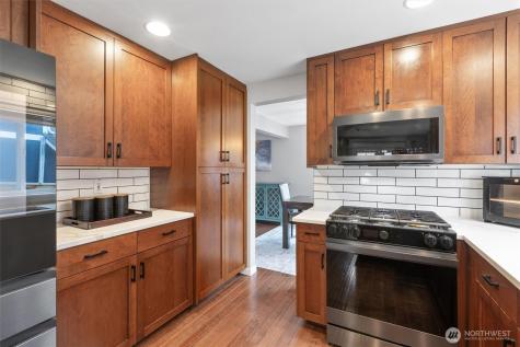 603 95th Drive SE Lake Stevens WA 98258