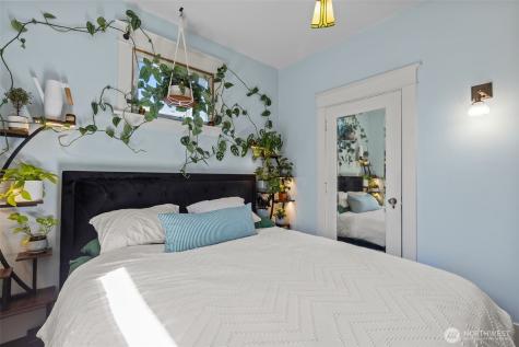 1609 N 50th Street Seattle WA 98103