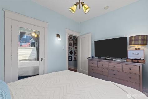 1609 N 50th Street Seattle WA 98103