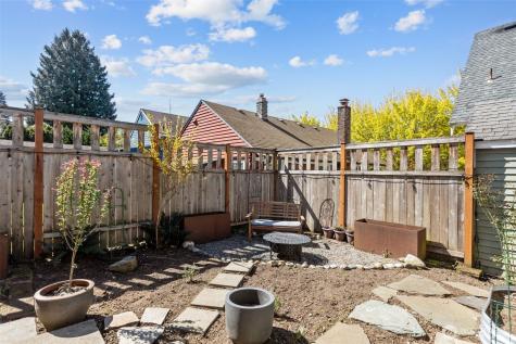 1609 N 50th Street Seattle WA 98103