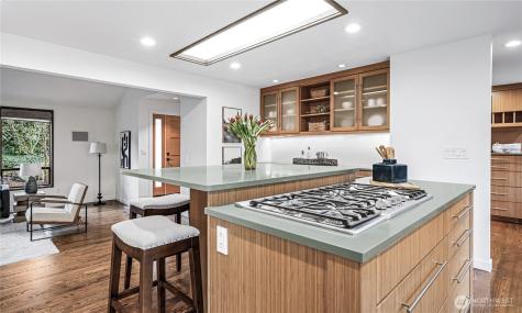 2234 108th Avenue SE Bellevue WA 98004