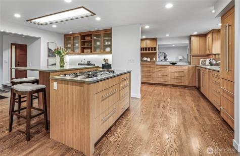 2234 108th Avenue SE Bellevue WA 98004