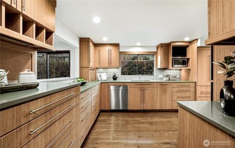 2234 108th Avenue SE Bellevue WA 98004