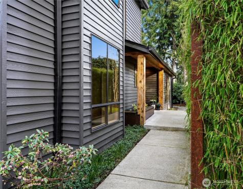 2234 108th Avenue SE Bellevue WA 98004