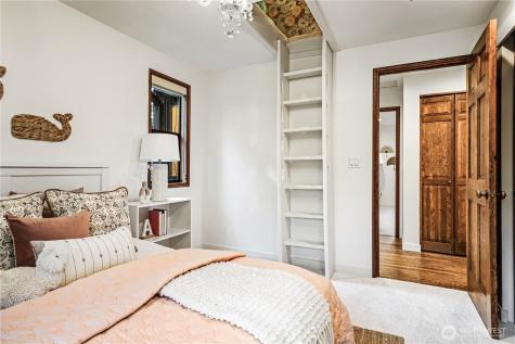 2234 108th Avenue SE Bellevue WA 98004