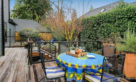 2234 108th Avenue SE Bellevue WA 98004