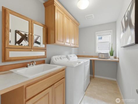 3501 166 Street SW Lynnwood WA 98037