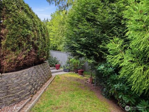 3501 166 Street SW Lynnwood WA 98037