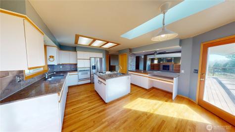 17290 Soundview Road Mount Vernon WA 98274