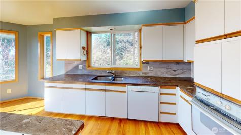 17290 Soundview Road Mount Vernon WA 98274