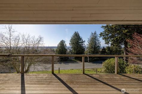 17290 Soundview Road Mount Vernon WA 98274