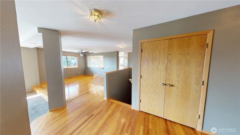 17290 Soundview Road Mount Vernon WA 98274