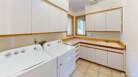17290 Soundview Road Mount Vernon WA 98274