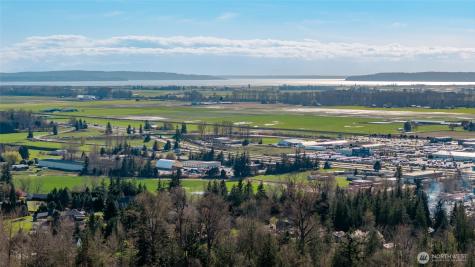 17290 Soundview Road Mount Vernon WA 98274