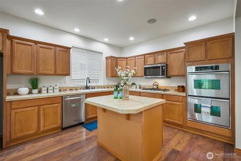 15314 Sunset Road Bothell WA 98012
