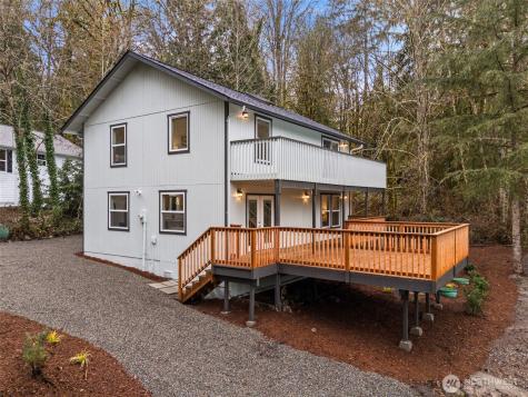 7605 NE Hidden Cove Road Bainbridge Island WA 98110
