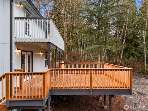 7605 NE Hidden Cove Road Bainbridge Island WA 98110
