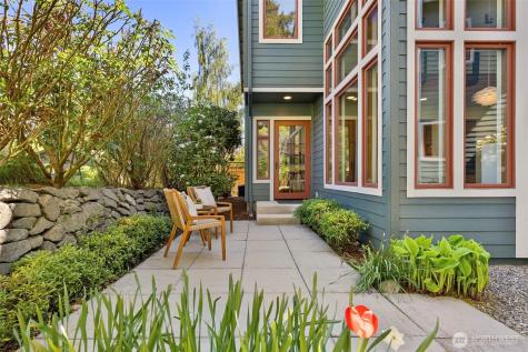 124 Jacolet Lane NW Bainbridge Island WA 98110