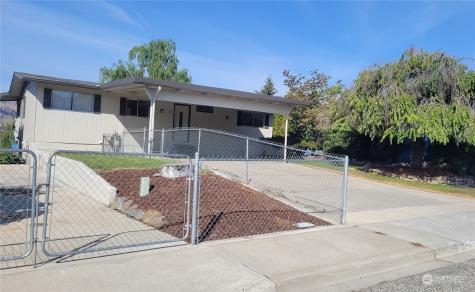 214 Ridgemont Drive East Wenatchee WA 98802