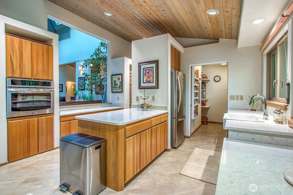 569 Island Drive Friday Harbor WA 98250