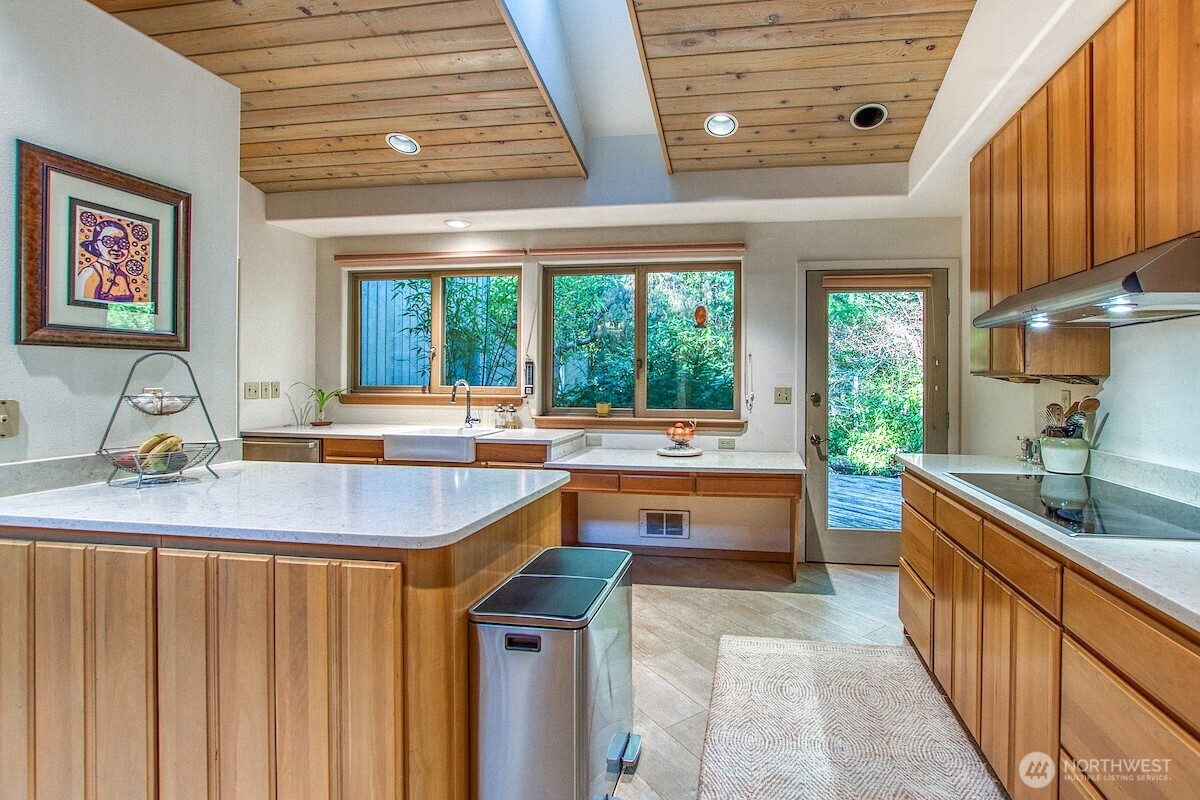 569 Island Drive Friday Harbor WA 98250