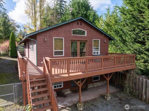 1577 Silver Fir Drive Camano Island WA 98282