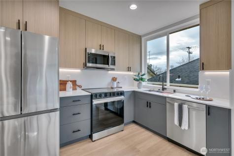 4404 S Othello Street Seattle WA 98118