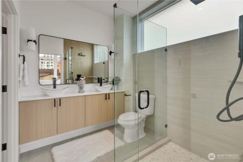 4404 S Othello Street Seattle WA 98118