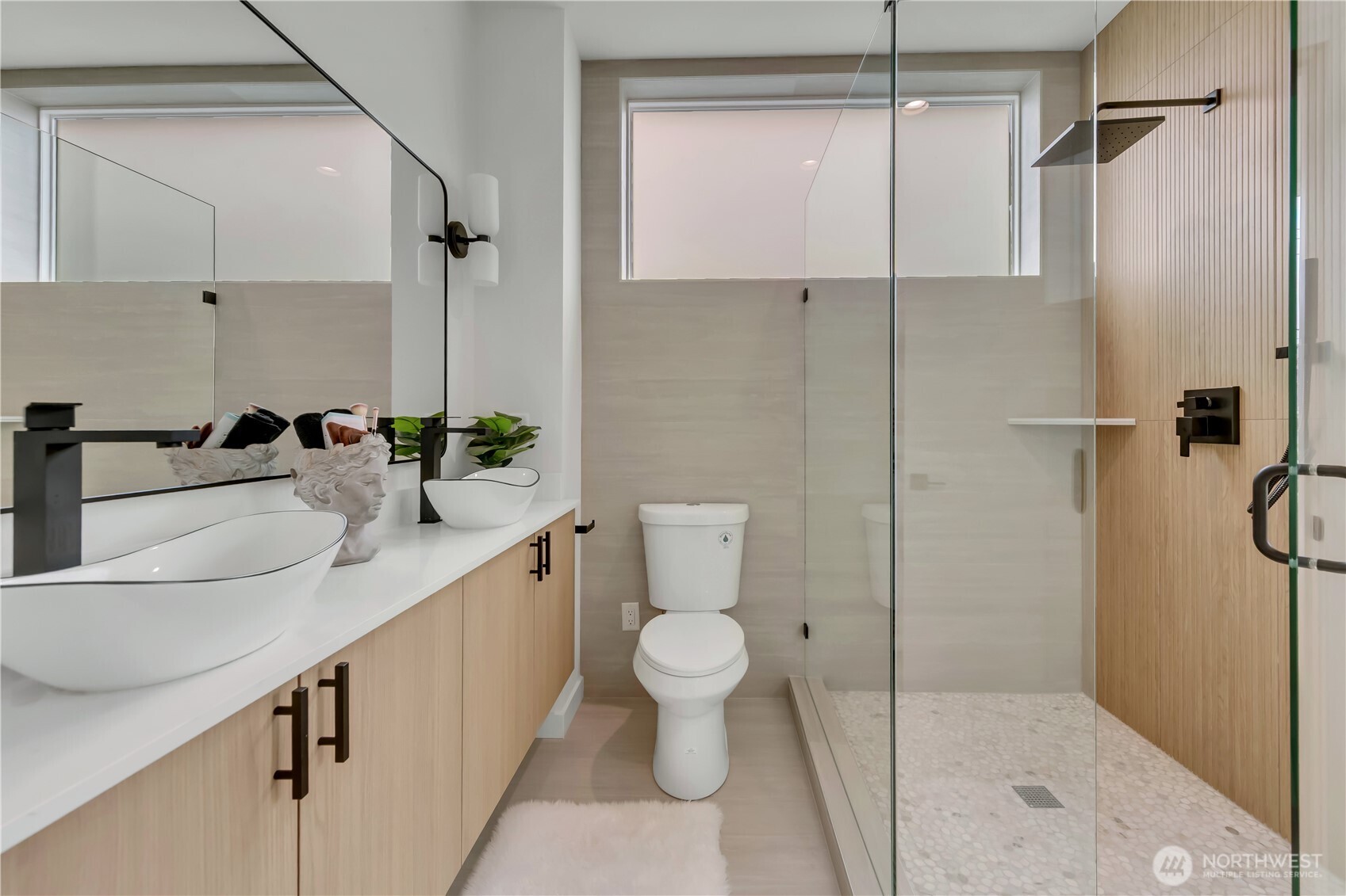 4404 S Othello Street Seattle WA 98118