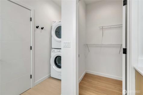 4404 S Othello Street Seattle WA 98118