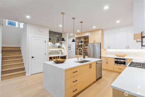 12426 NE 90th Street Kirkland WA 98033