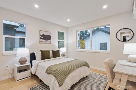 12426 NE 90th Street Kirkland WA 98033