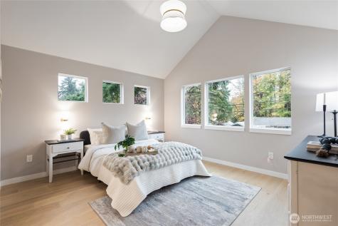 12426 NE 90th Street Kirkland WA 98033