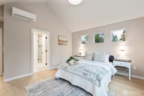 12426 NE 90th Street Kirkland WA 98033