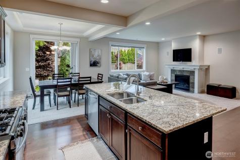 5231 NE 6th Street Renton WA 98059