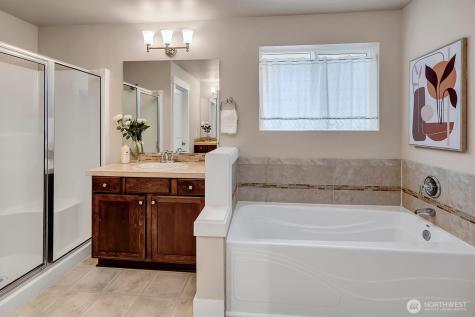 5231 NE 6th Street Renton WA 98059