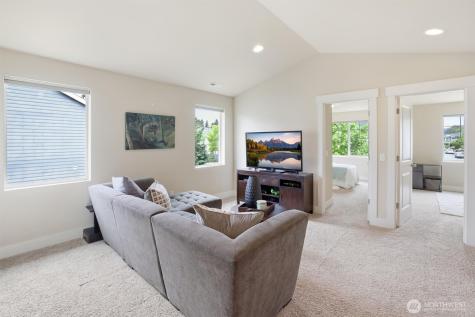 5231 NE 6th Street Renton WA 98059