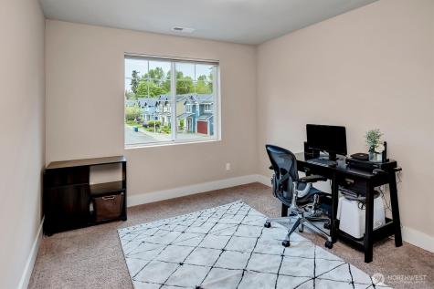 5231 NE 6th Street Renton WA 98059