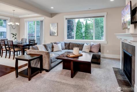 5231 NE 6th Street Renton WA 98059