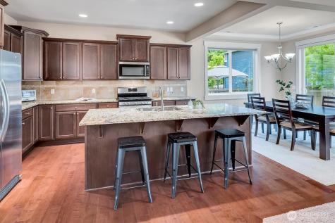 5231 NE 6th Street Renton WA 98059