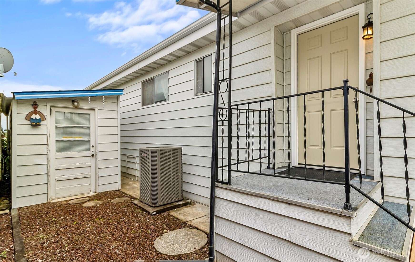 1415 84th Street SE Everett WA 98208
