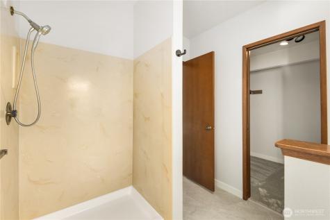 19306 SE 277th Street Kent WA 98042