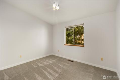 19306 SE 277th Street Kent WA 98042