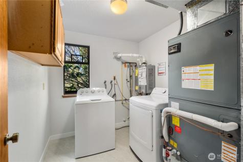 19306 SE 277th Street Kent WA 98042
