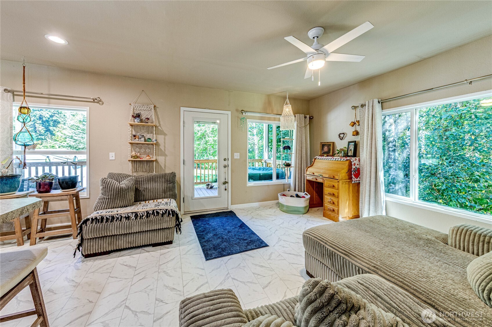 51 Sunflower Road Beaver WA 98305
